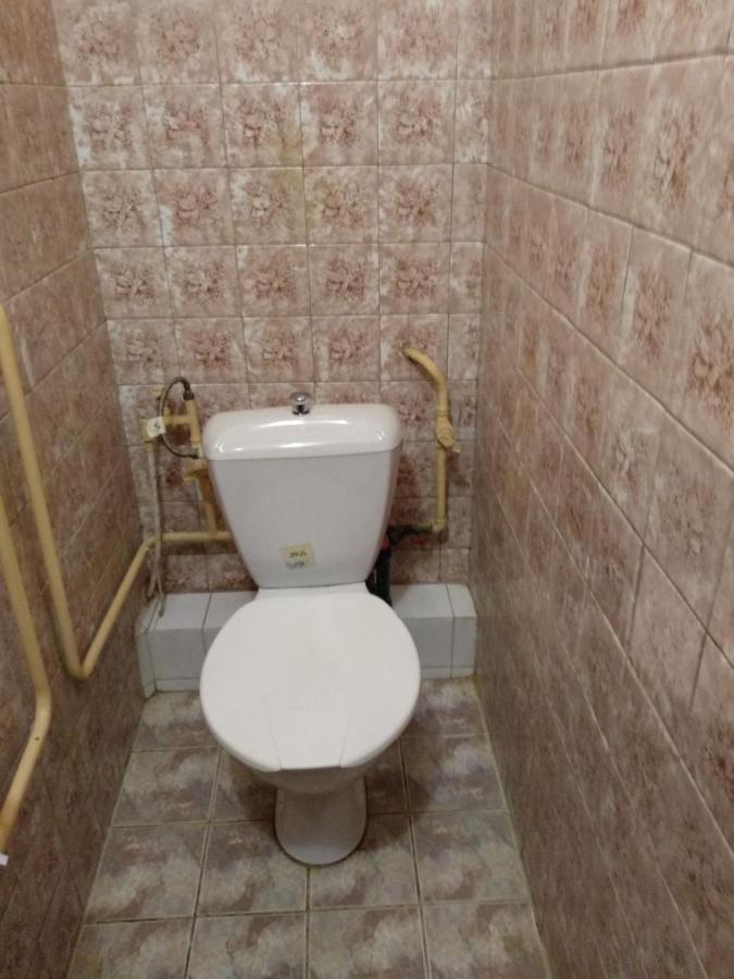 4-X Apartments Center Wi-Fi С 3-Мя Спальнями 95М2 Chernihiv Luaran gambar